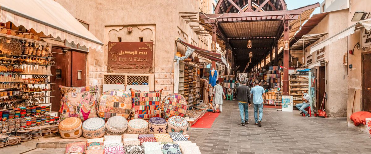 Fun Shopping in Sharjah Explore the traditional items of the city